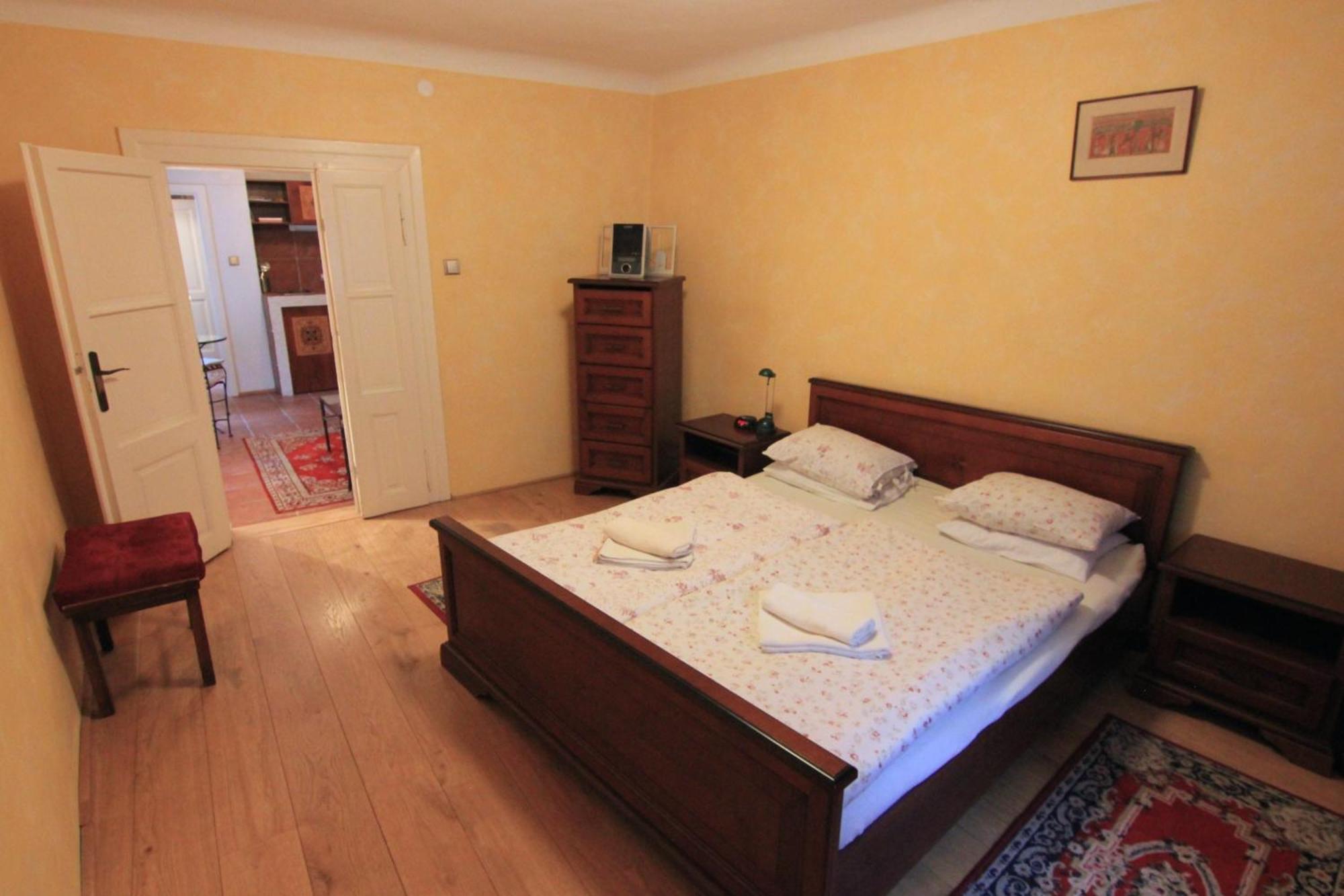 Prokopska In The Heart Of Mala Strana Appartement